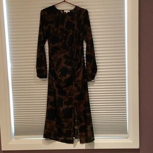 Moon River Geometric Black and Brown Long Sleeve Dress
